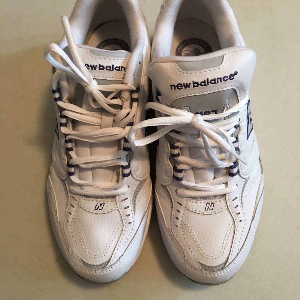 New Balance women's athletic shoes size 10W
